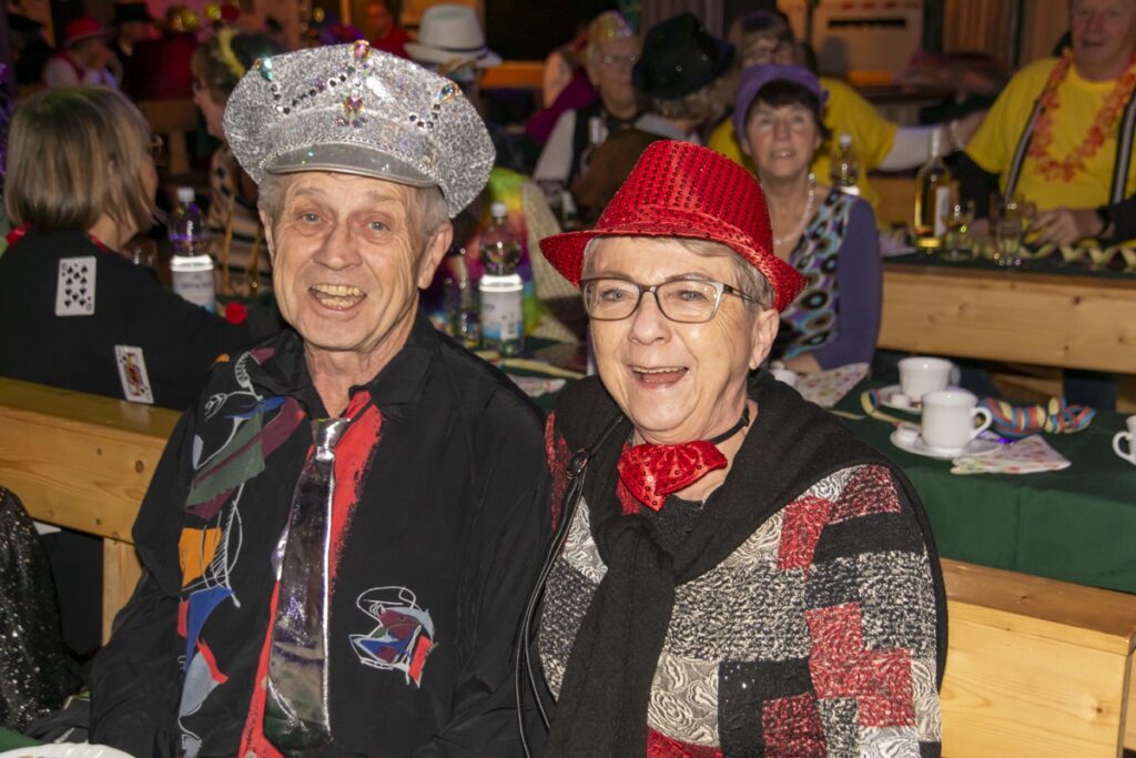 weit gereiste Gäste