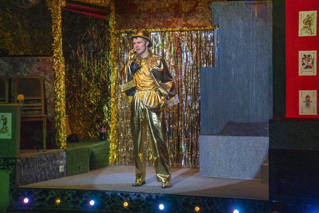 Alfredo Kakaloni - Straßenkünstler, Entertainer und Illusionist