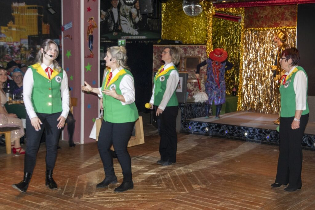 Die vier haben eine Reise nach Las Vegas gewonnen